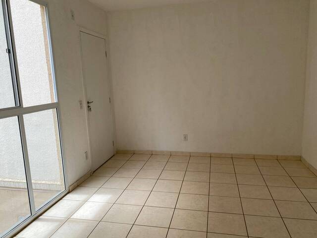 #02 - Apartamento para Venda em Contagem - MG
