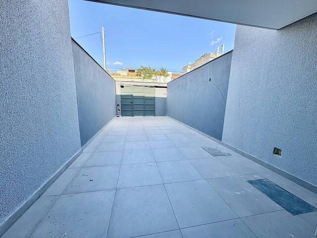 Casa para Venda em Contagem - 4