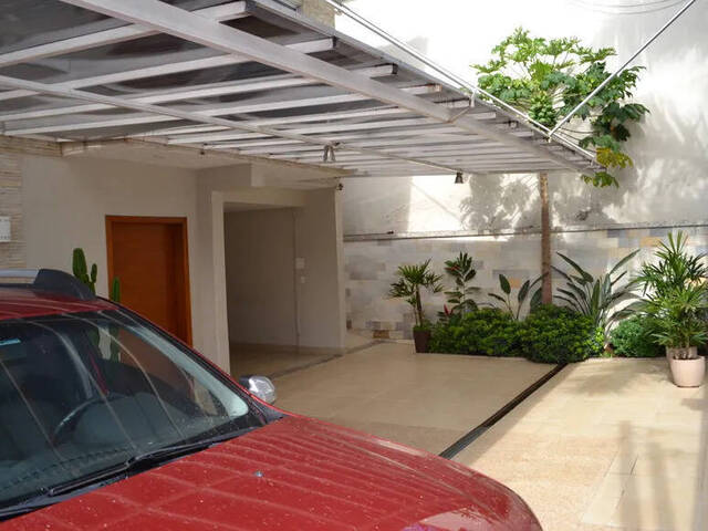 Casa para Venda em Contagem - 2