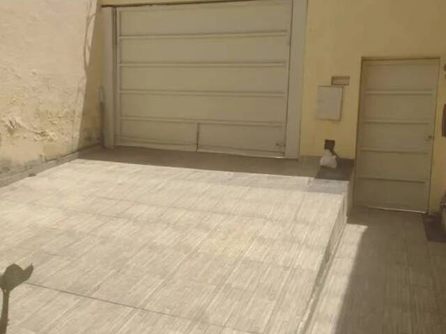 Casa para Venda em Contagem - 2