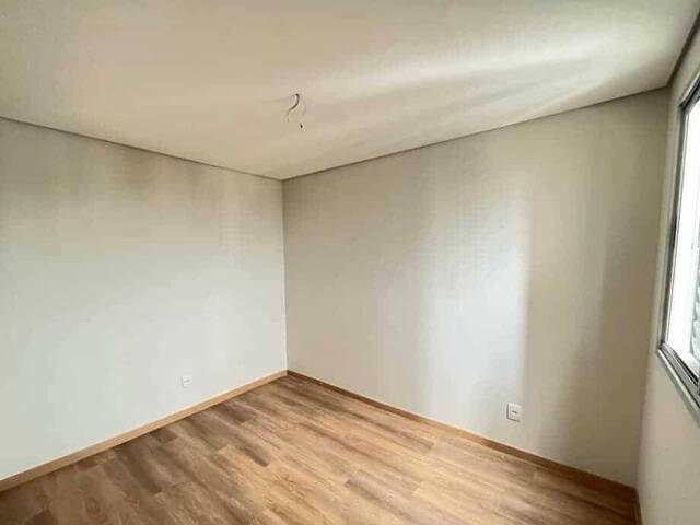 Apartamento para Venda em Contagem - 4