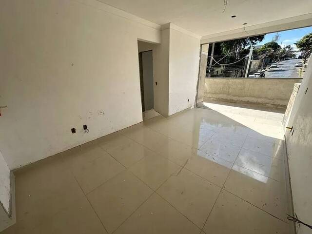 Apartamento para Venda em Contagem - 3