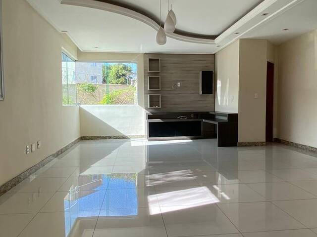 Casa para Venda em Contagem - 4