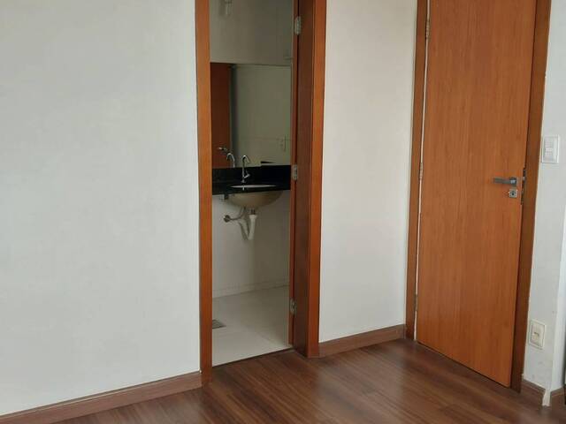 Apartamento para Venda em Contagem - 4
