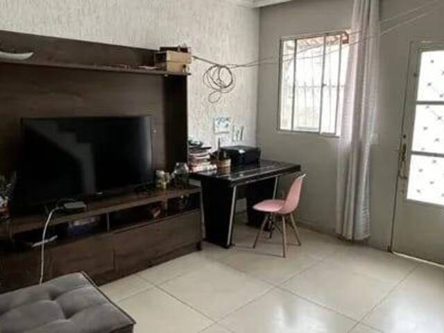 Casa para Venda em Contagem - 5