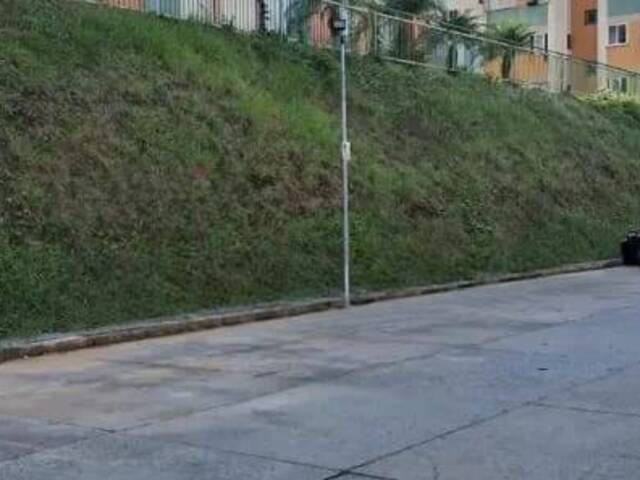 Apartamento para Venda em Contagem - 2