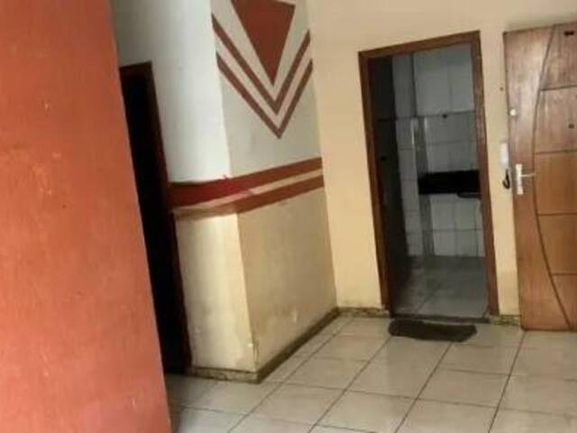 Apartamento para Venda em Contagem - 1