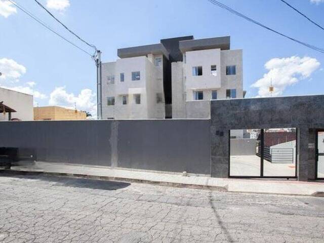 #138 - Apartamento para Venda em Contagem - MG