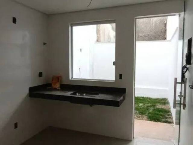 Casa para Venda em Belo Horizonte - 4
