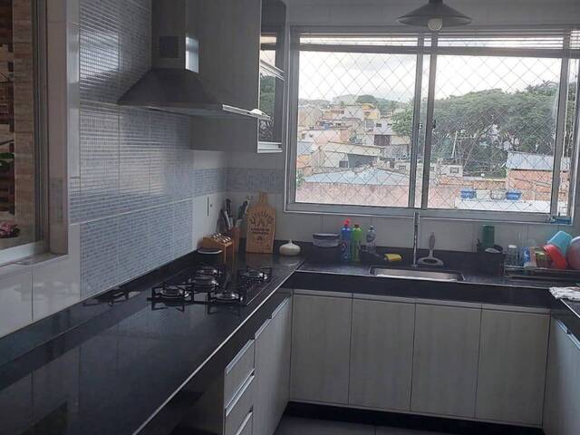 Apartamento para Venda em Contagem - 4