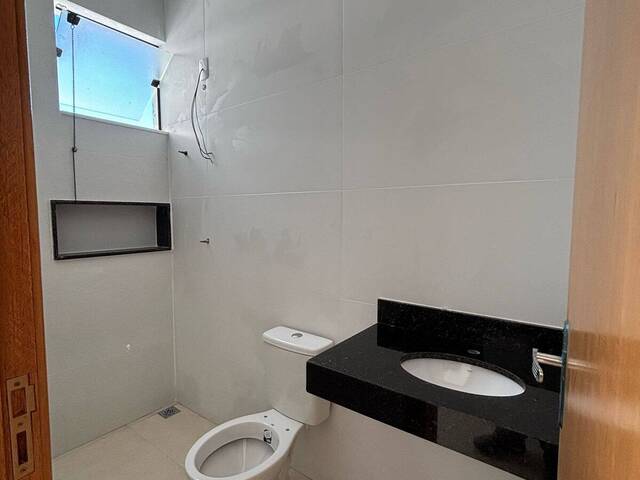 Casa para Venda em Contagem - 4