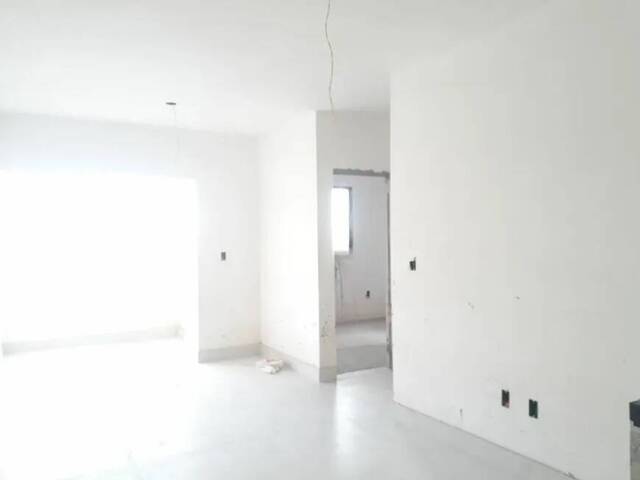 #288 - Apartamento para Venda em Contagem - MG