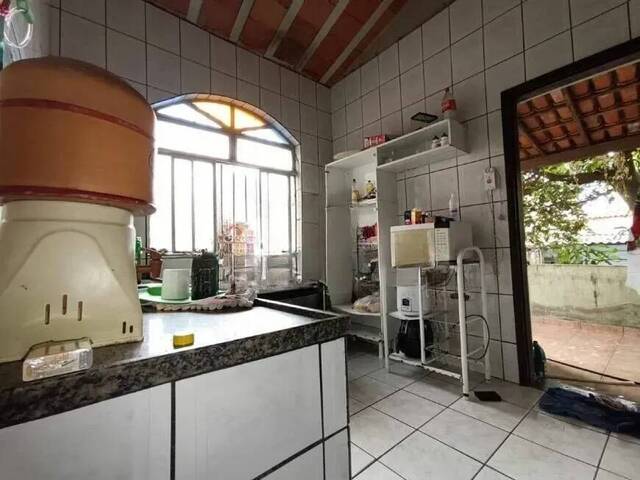 Casa para Venda em Contagem - 5