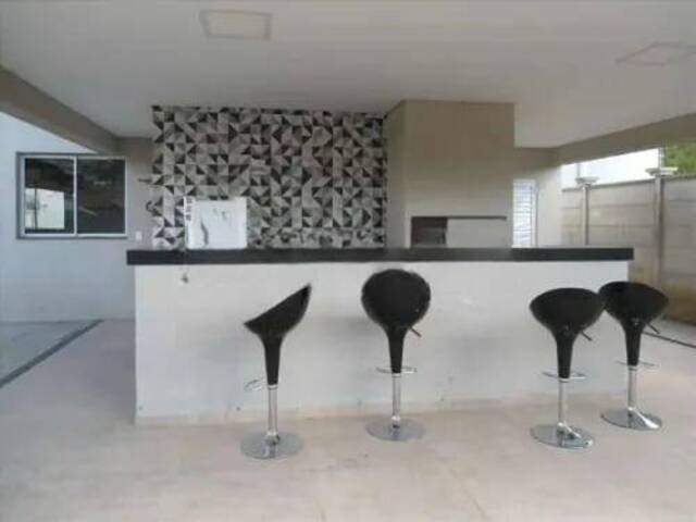 #300 - Apartamento para Venda em Contagem - MG