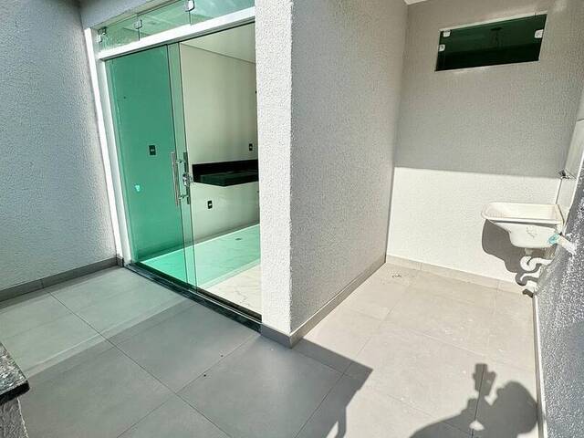 #20 - Casa para Venda em Contagem - MG